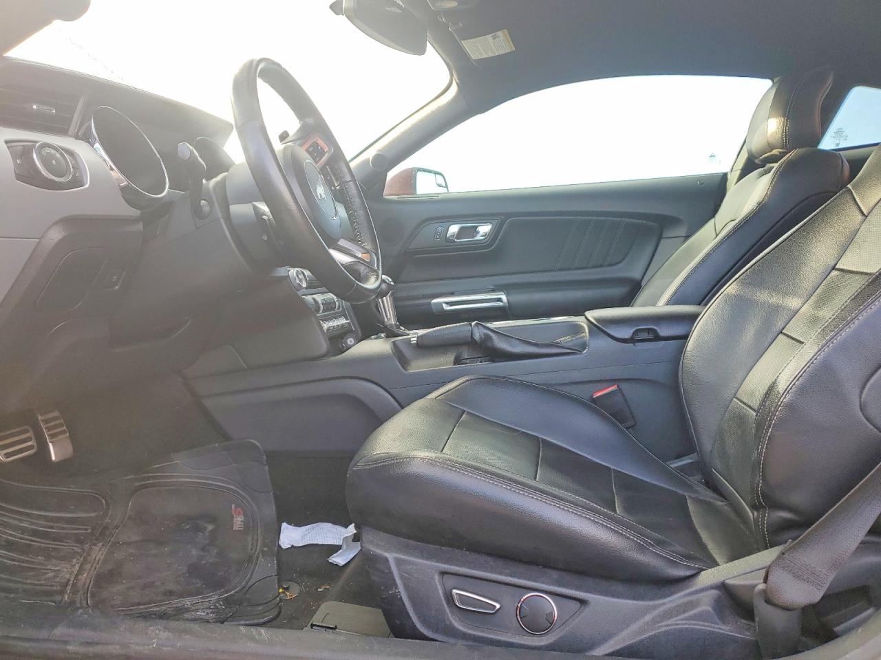 2015 FORD MUSTANG photo 7