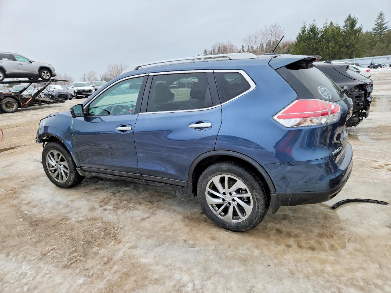 2014 NISSAN ROGUE S photo 2