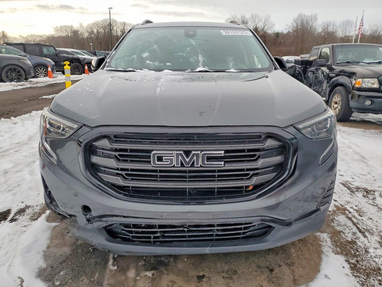 2020 GMC TERRAIN SLE photo 5
