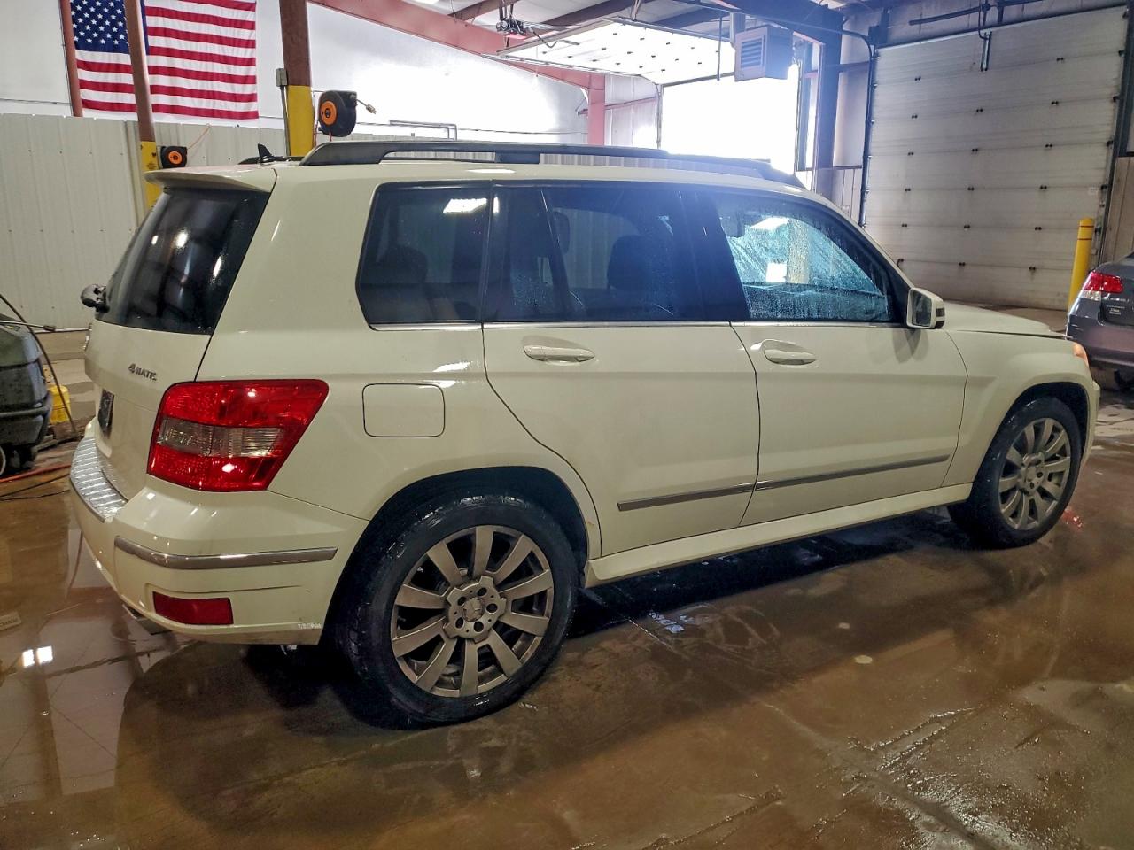 2011 MERCEDES-BENZ GLK 350 4MATIC photo 3