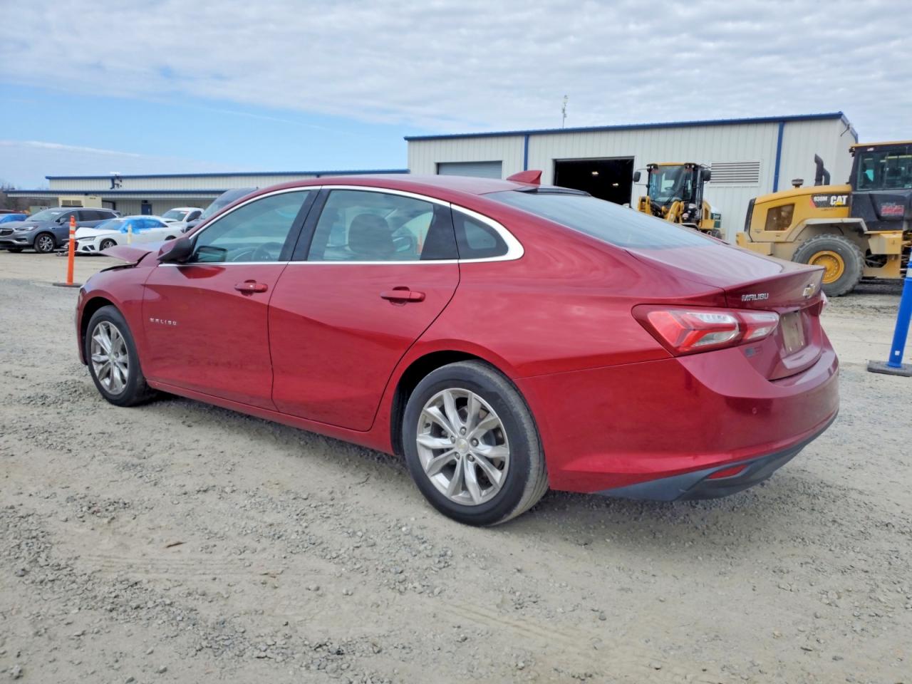 2020 CHEVROLET MALIBU LT photo 2
