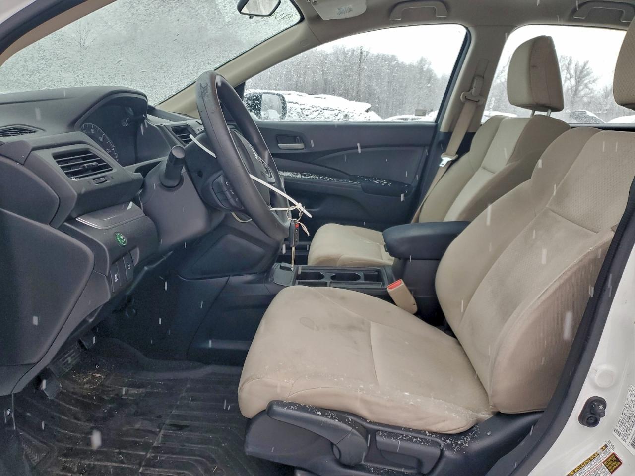 2015 HONDA CR-V LX photo 7