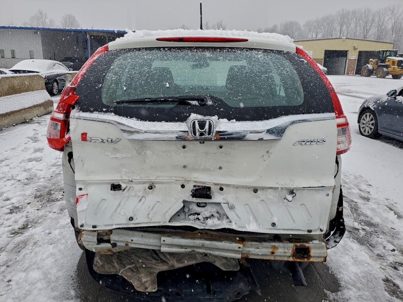 2015 HONDA CR-V LX photo 6