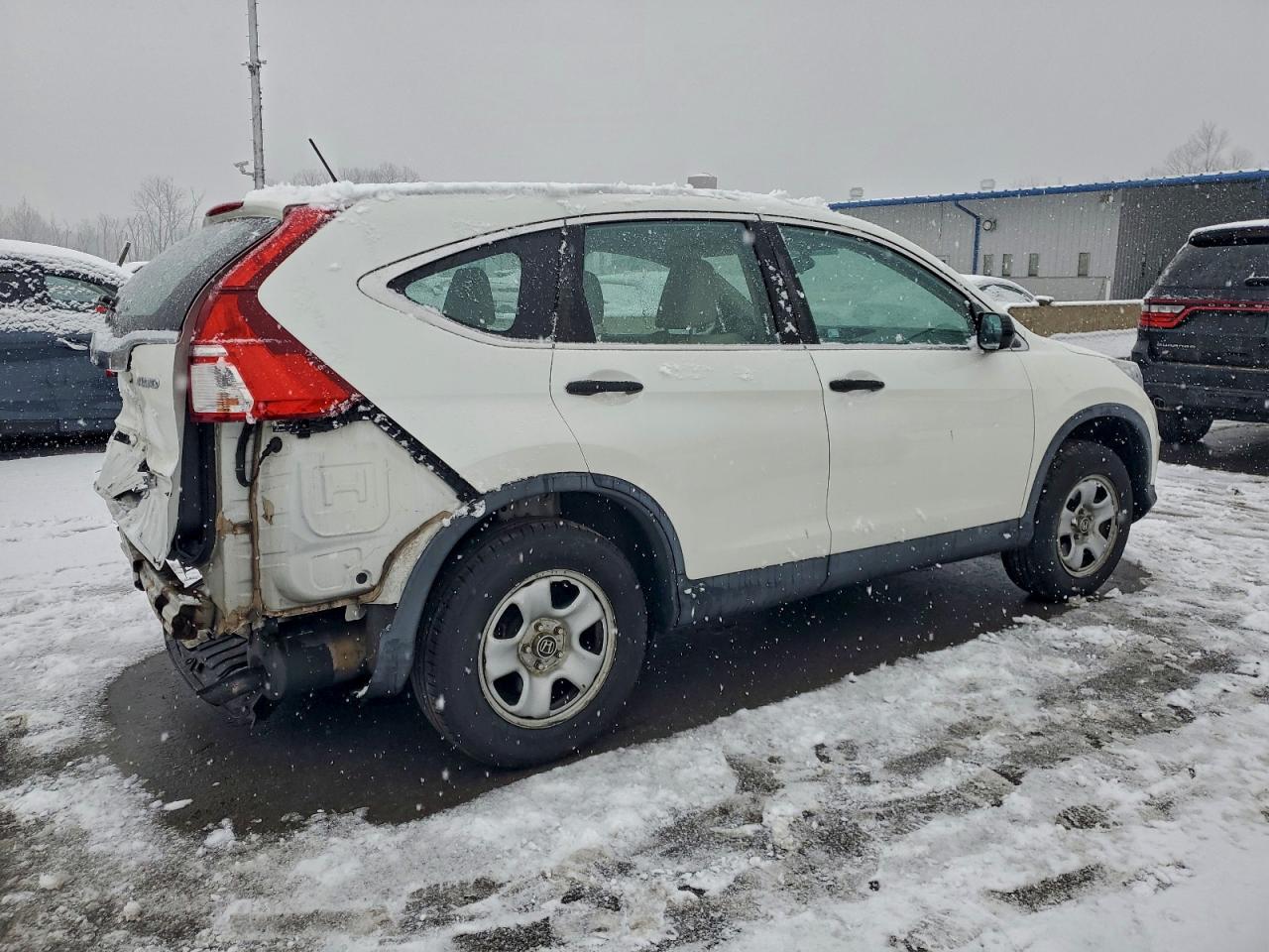 2015 HONDA CR-V LX photo 3