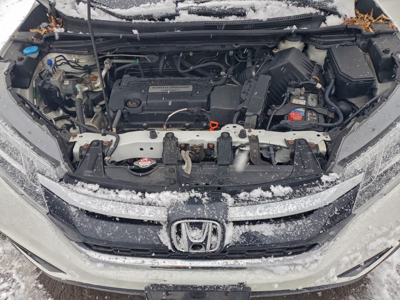 2015 HONDA CR-V LX photo 12