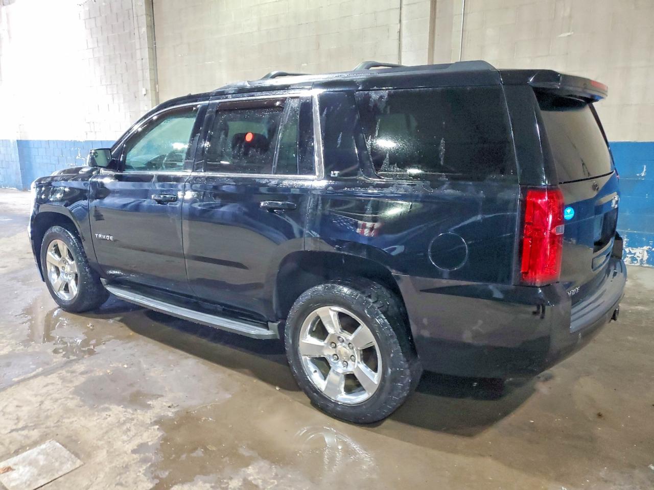 2015 CHEVROLET TAHOE K1500 LT photo 2