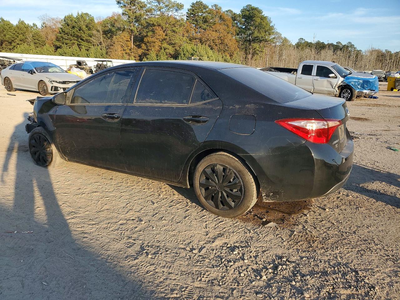 2018 TOYOTA COROLLA L photo 2