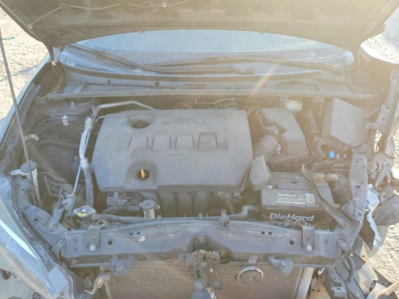 2018 TOYOTA COROLLA L photo 11