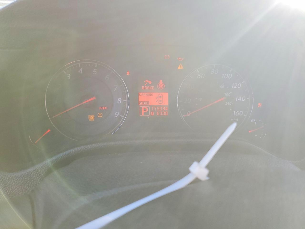 2009 INFINITI G37 BASE photo 9