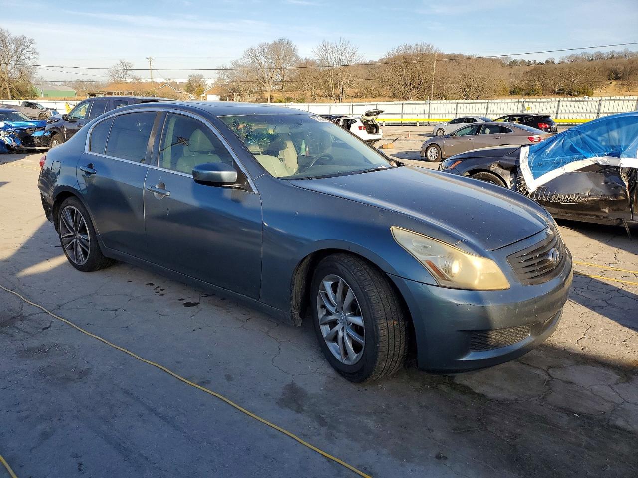 2009 INFINITI G37 BASE photo 4