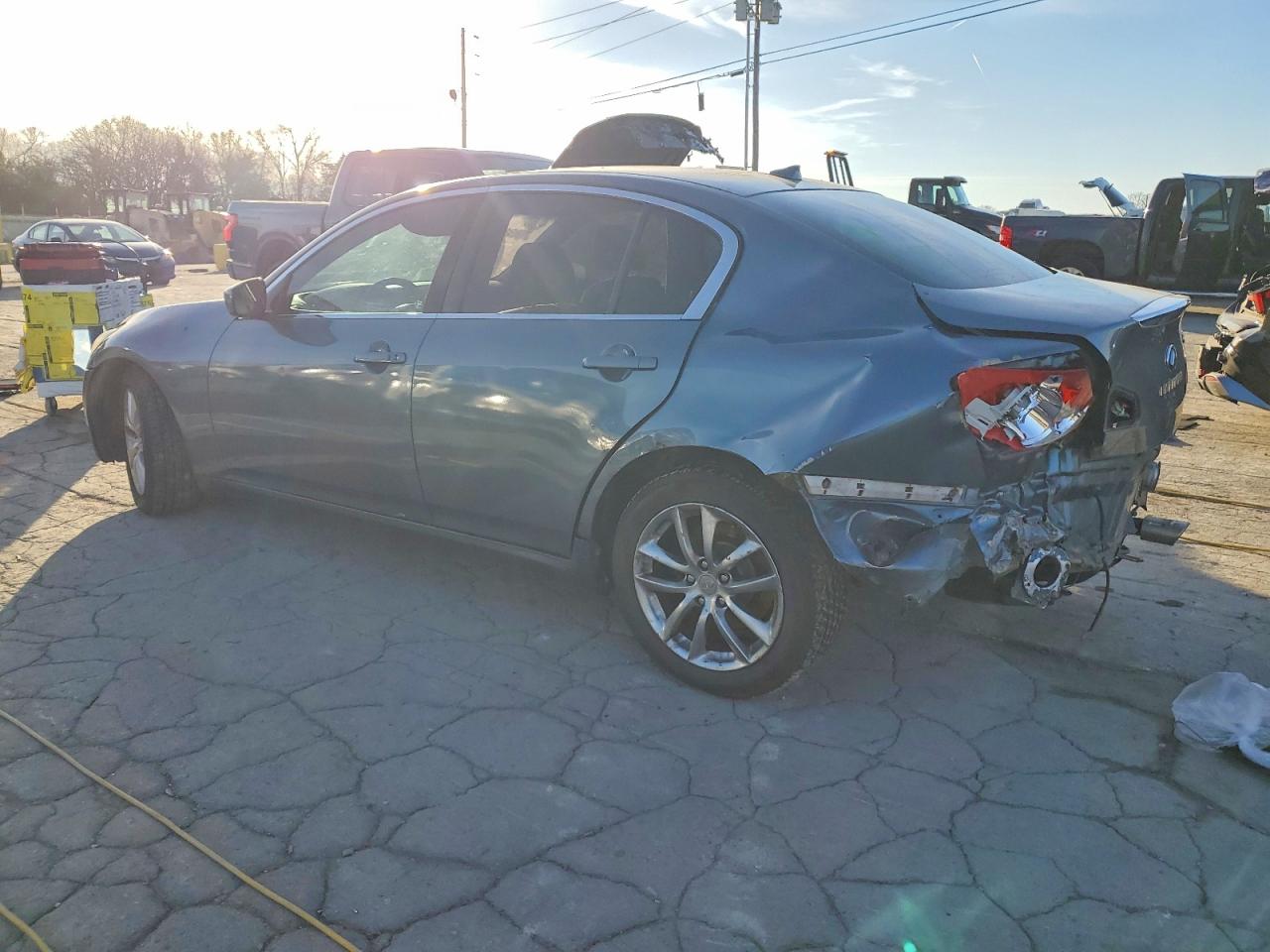 2009 INFINITI G37 BASE photo 2