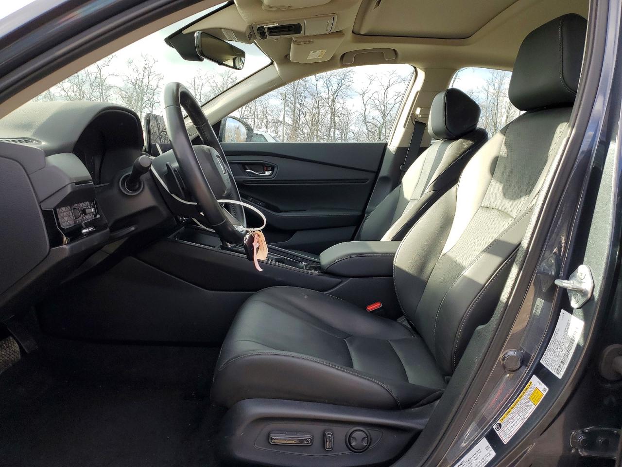 2024 HONDA ACCORD TOURING HYBRID photo 7