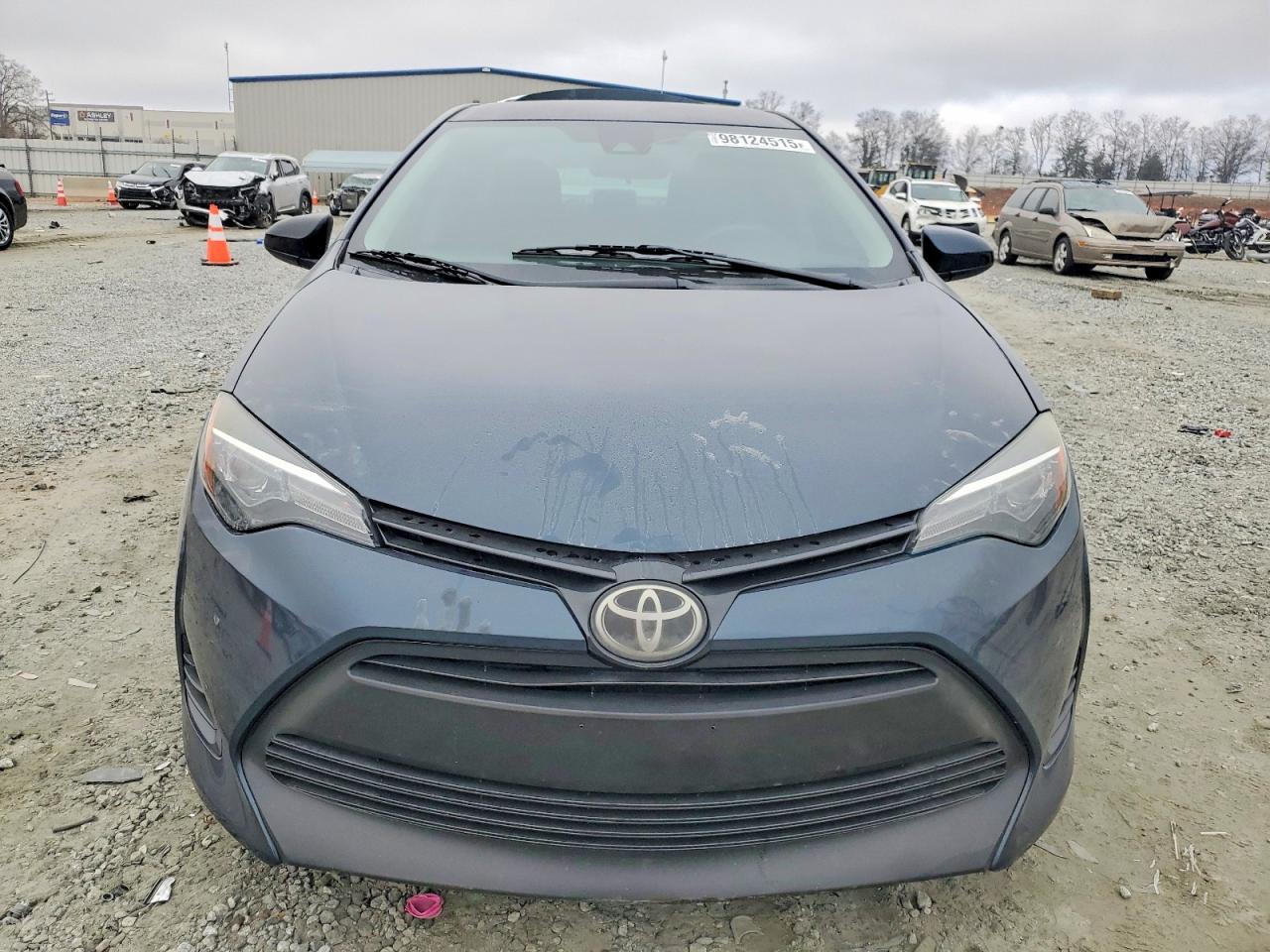 2018 TOYOTA COROLLA L photo 5