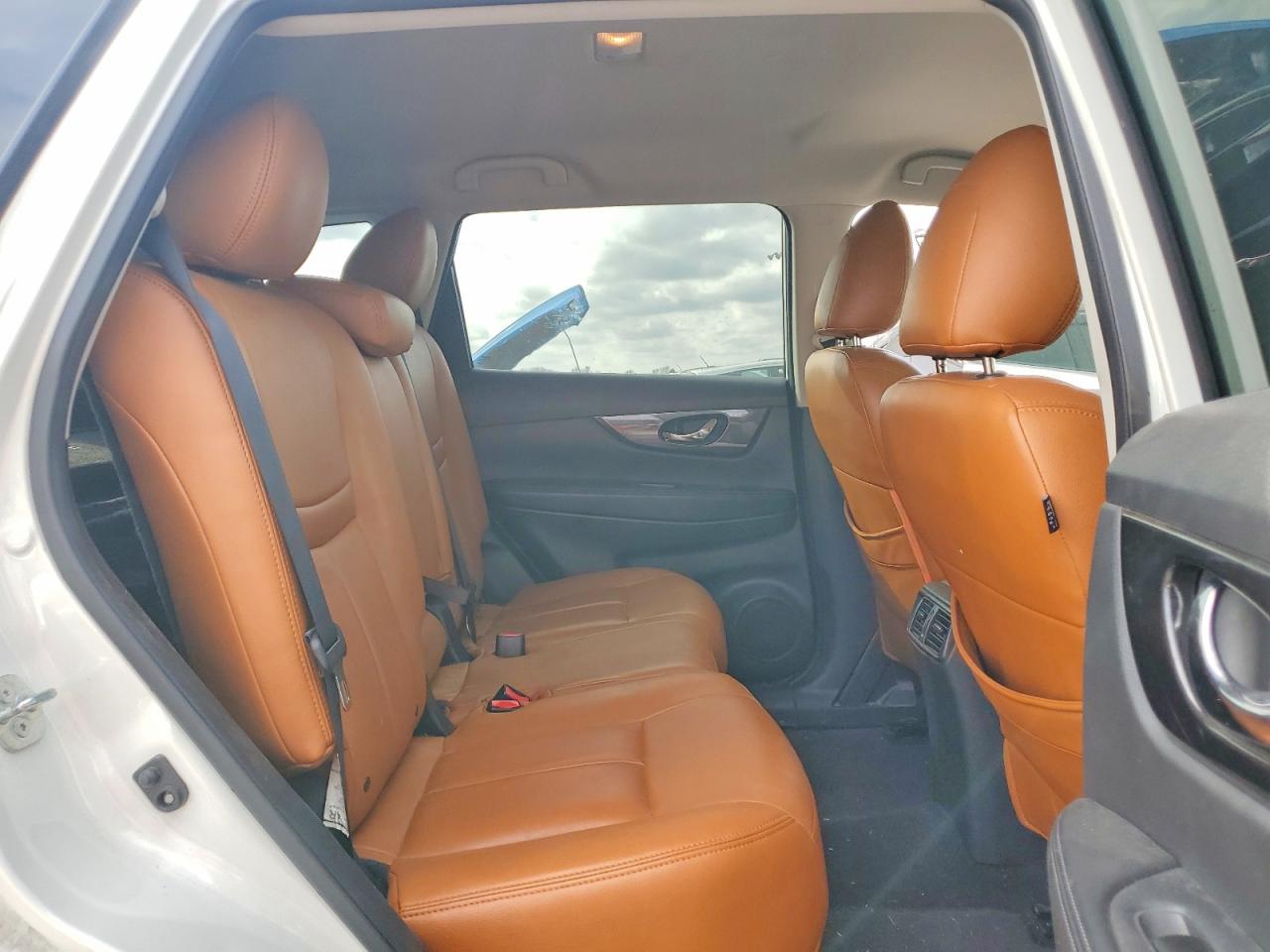 2017 NISSAN ROGUE S photo 11