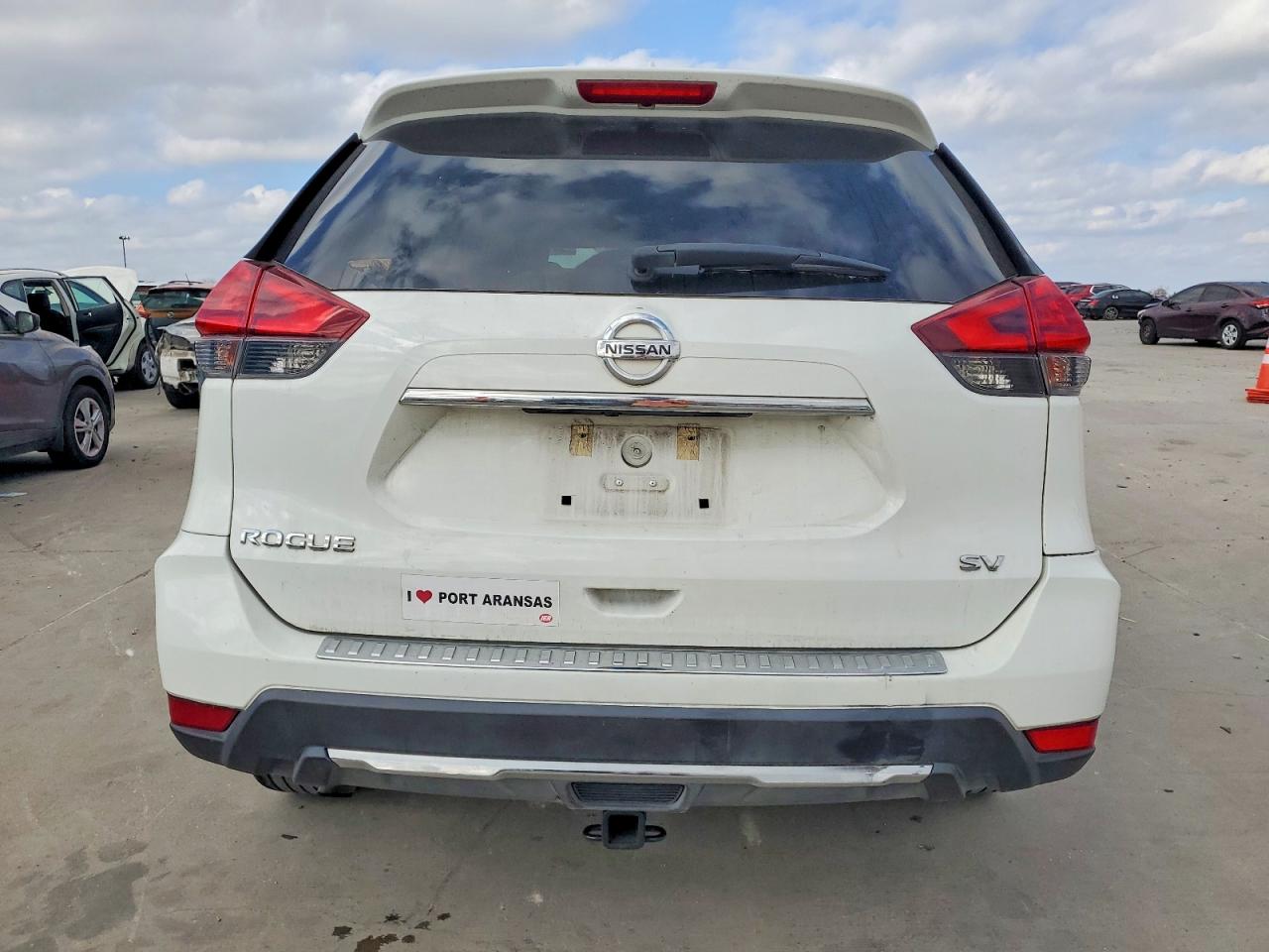 2017 NISSAN ROGUE S photo 6