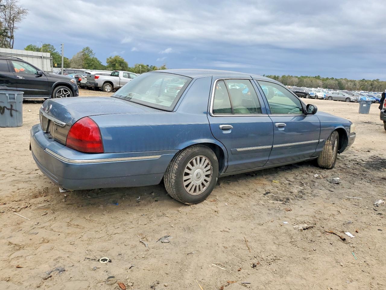 2008 MERCURY GRAND MARQUIS LS photo 3