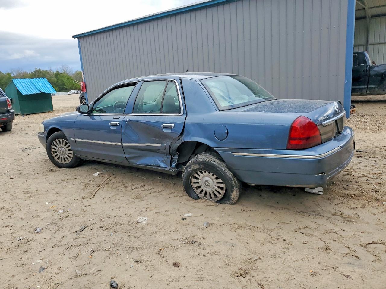2008 MERCURY GRAND MARQUIS LS photo 2
