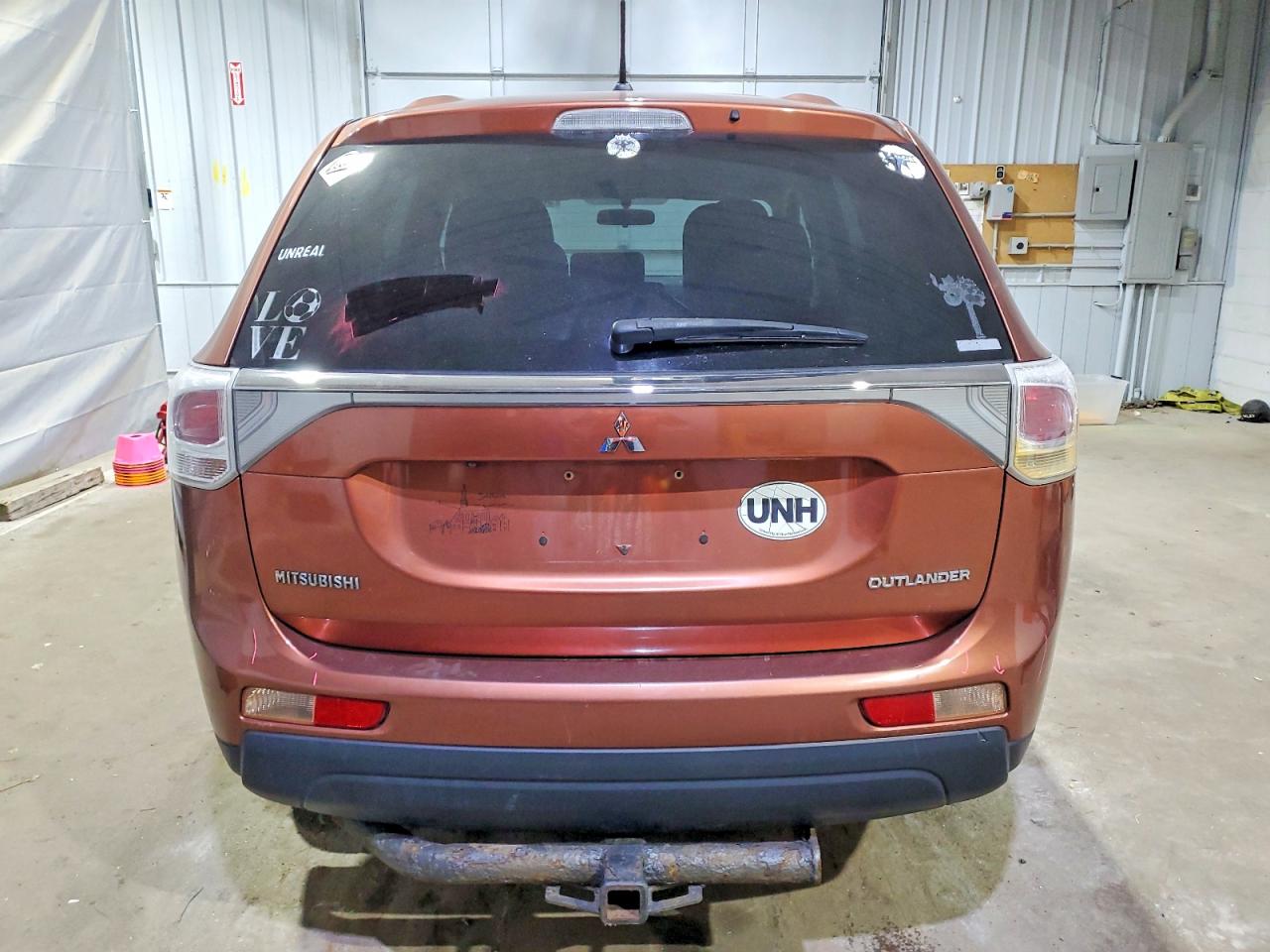 2014 MITSUBISHI OUTLANDER SE photo 6