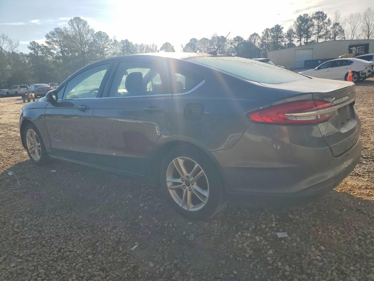2018 FORD FUSION SE HYBRID photo 2