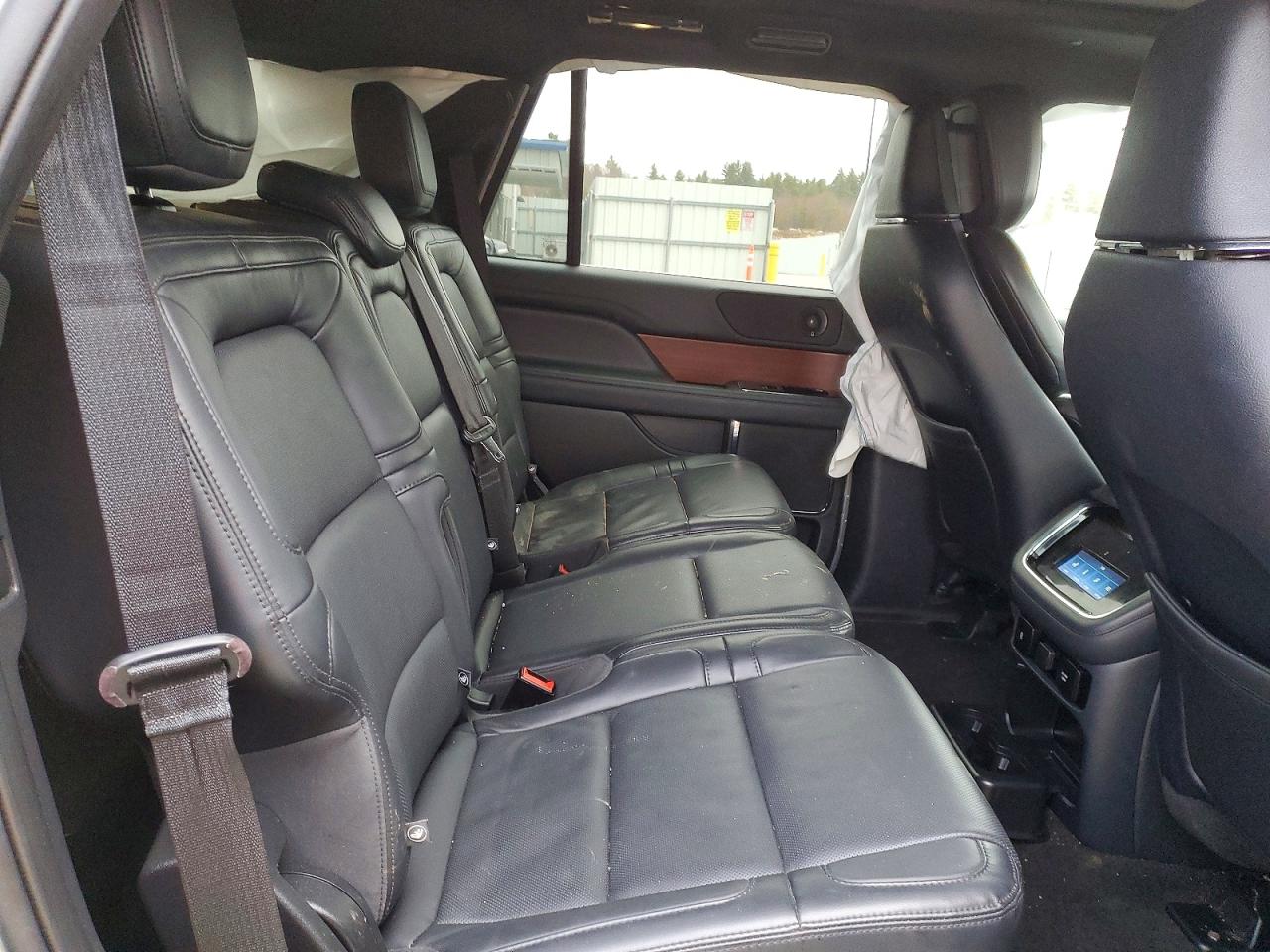 2022 LINCOLN NAVIGATOR RESERVE photo 10