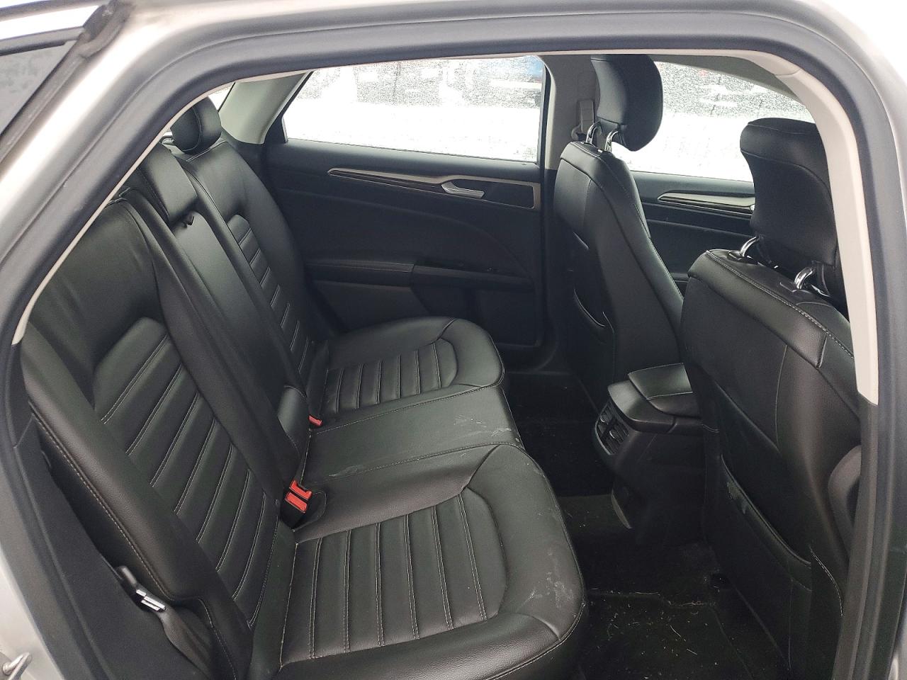 2013 FORD FUSION SE photo 10