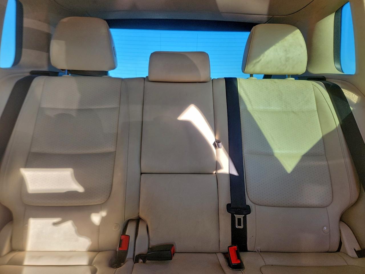 2016 VOLKSWAGEN TIGUAN S photo 10