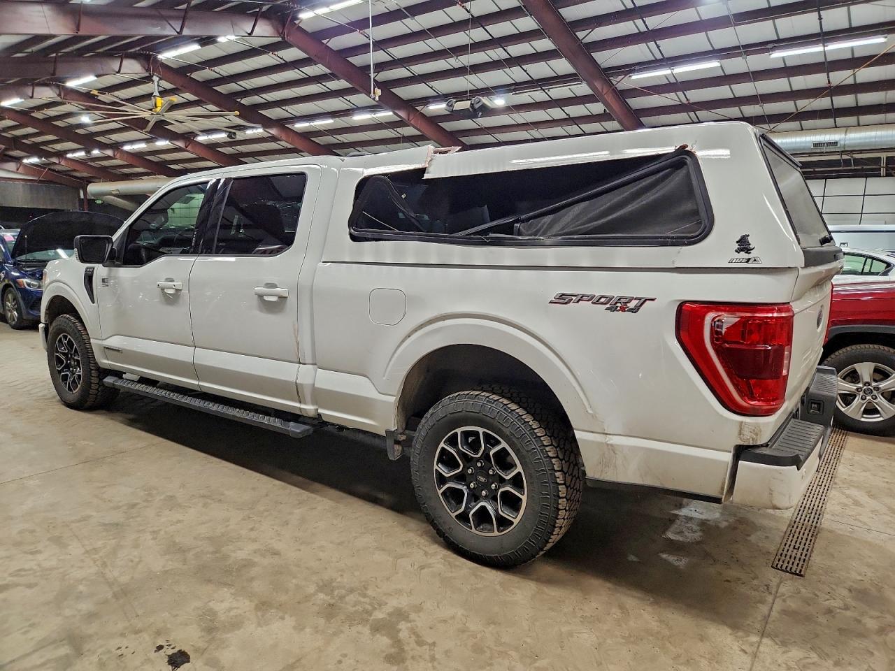 2023 FORD F150 SUPERCREW photo 2