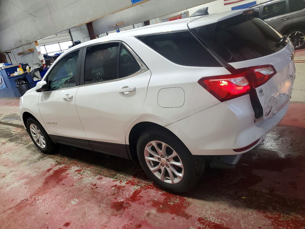 2021 CHEVROLET EQUINOX LT photo 2