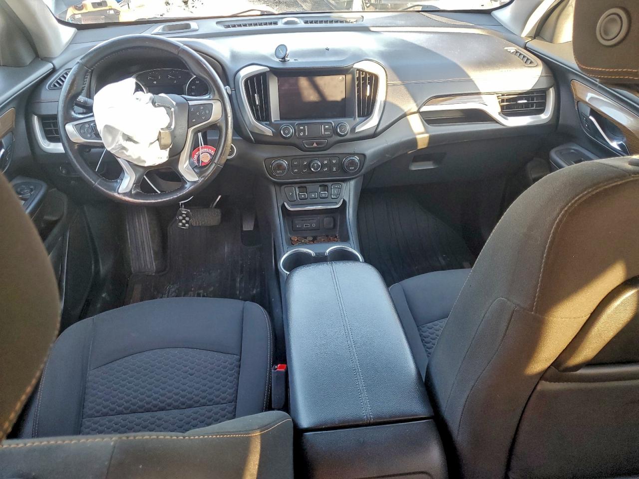 2020 GMC TERRAIN SLE photo 8