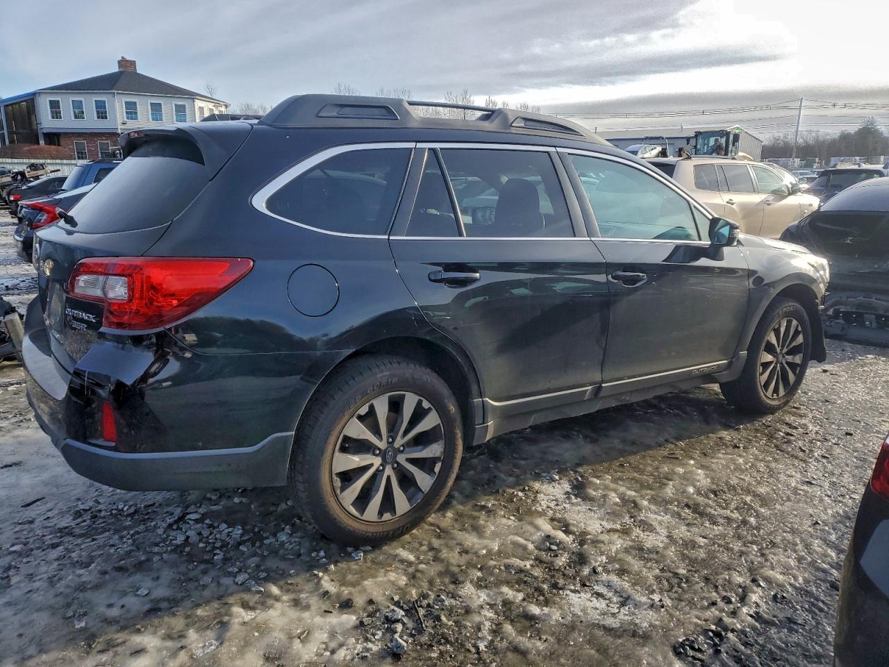 2015 SUBARU OUTBACK 3.6R LIMITED photo 3