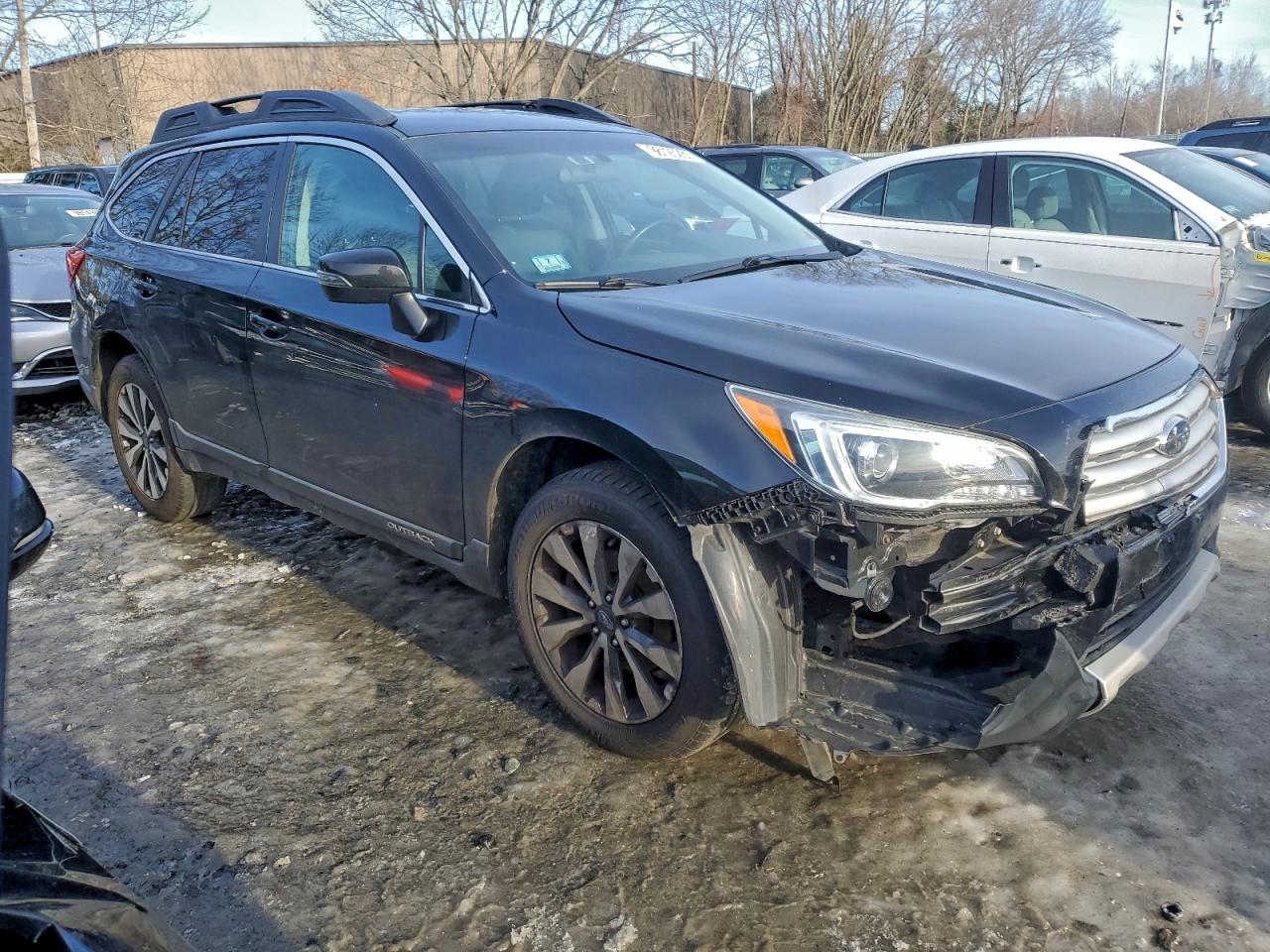 2015 SUBARU OUTBACK 3.6R LIMITED photo 4