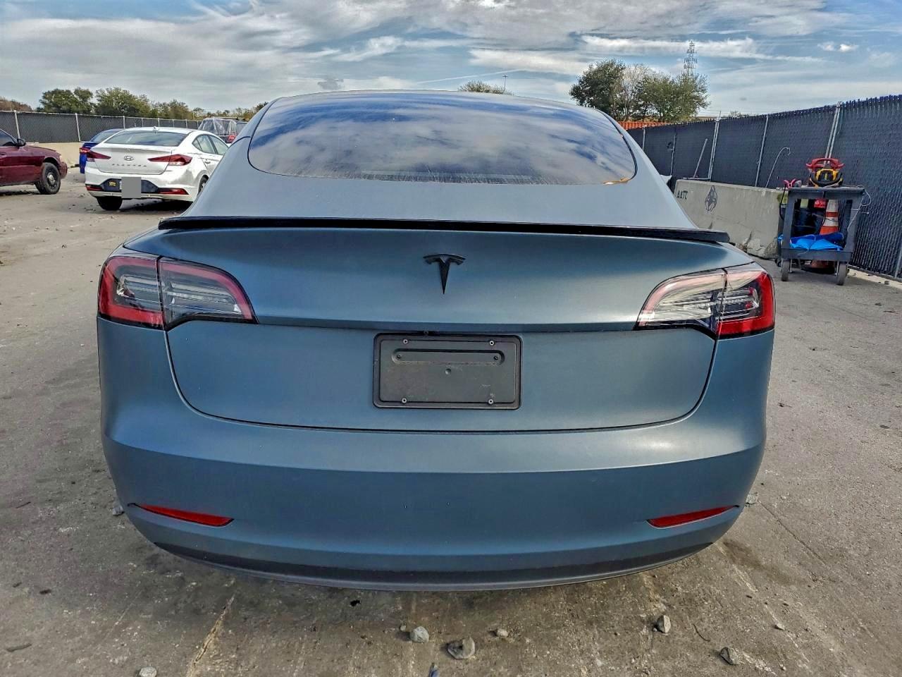 2021 TESLA MODEL 3 photo 6