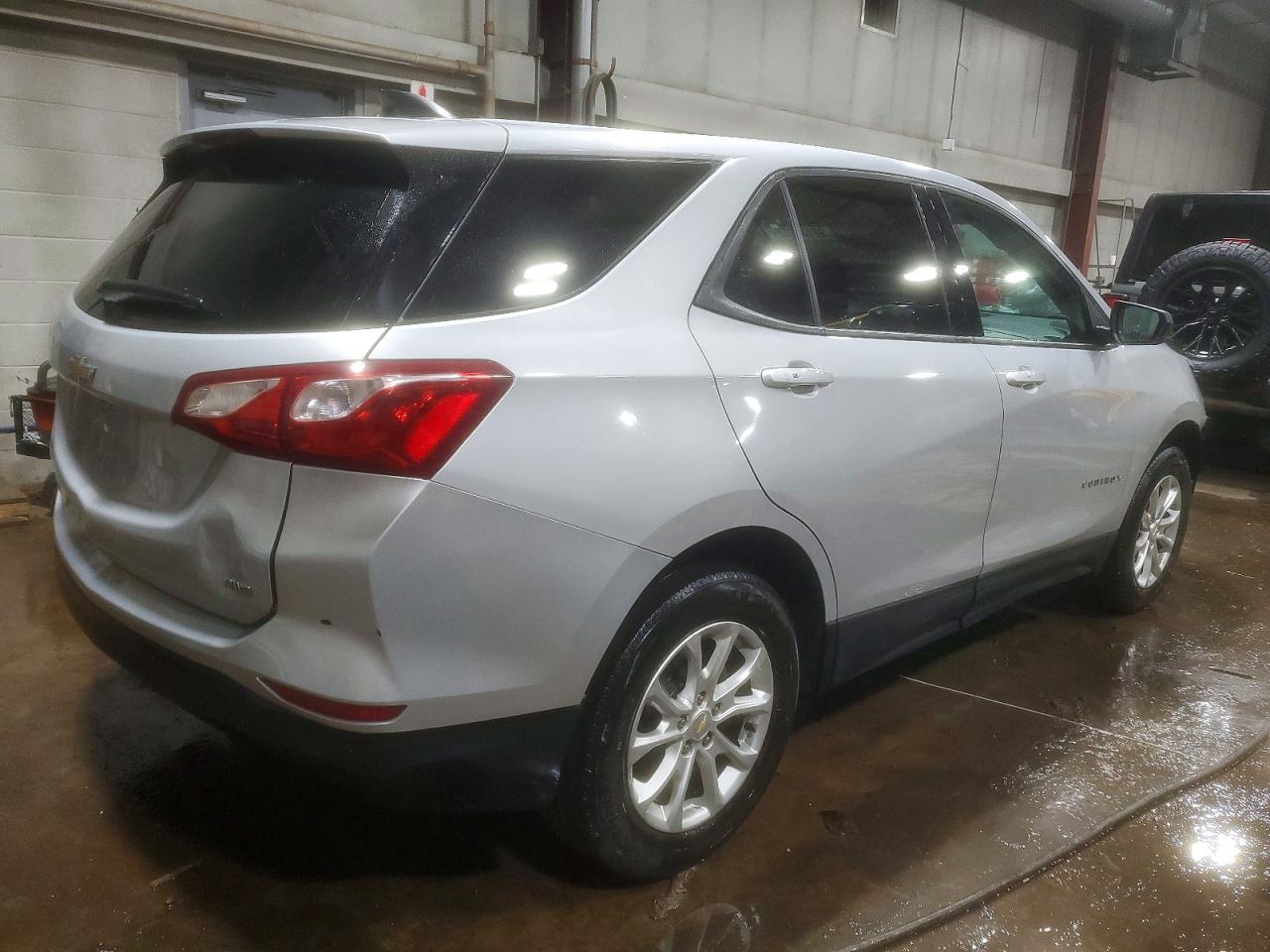 2019 CHEVROLET EQUINOX LS photo 3