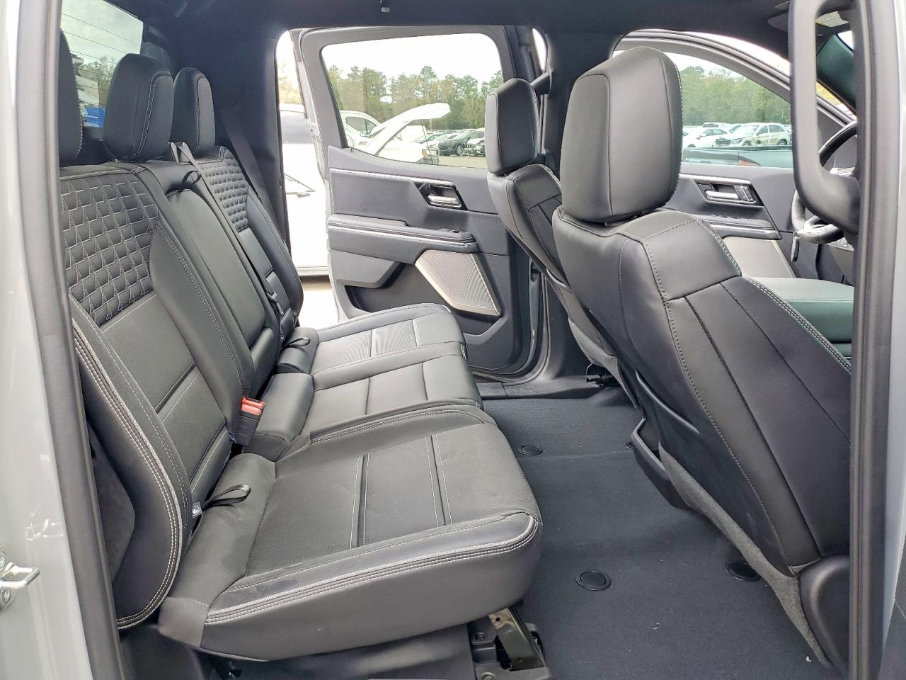 2025 GMC SIERRA DENALI photo 10