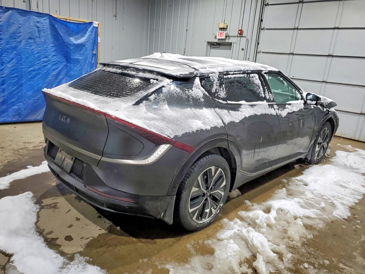 2022 KIA EV6 LIGHT photo 3