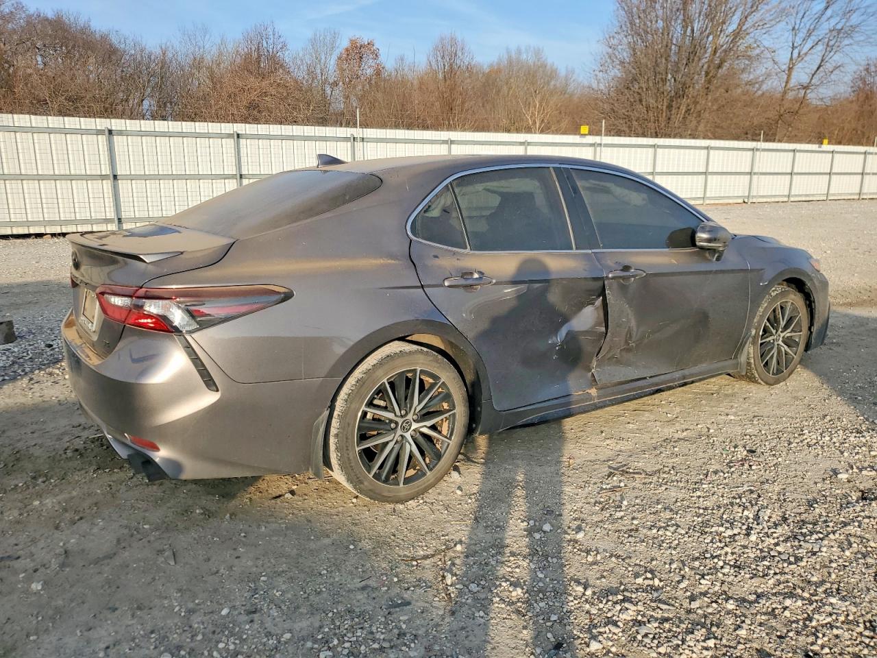 2024 TOYOTA CAMRY SE NIGHT SHADE photo 3
