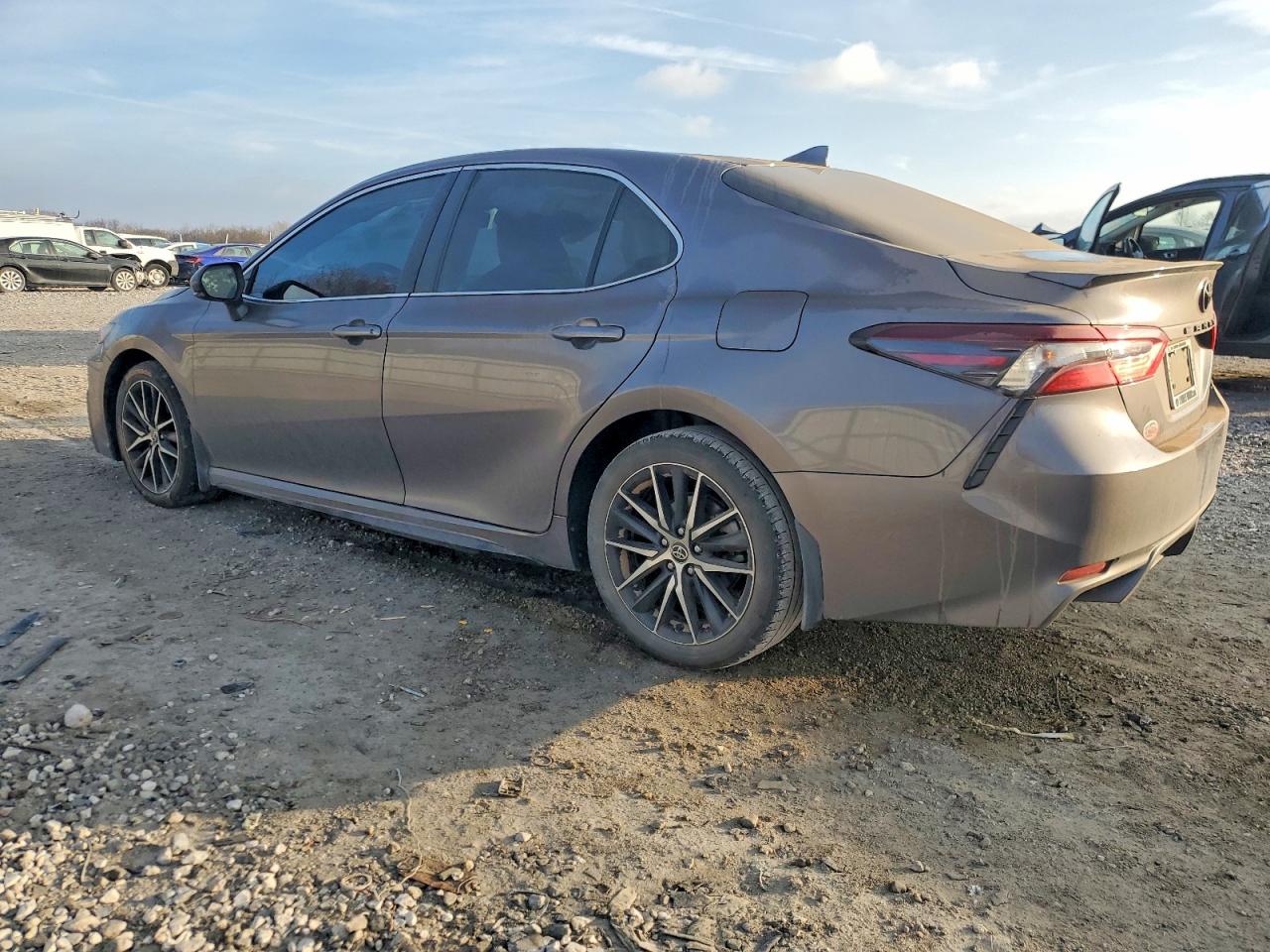 2024 TOYOTA CAMRY SE NIGHT SHADE photo 2