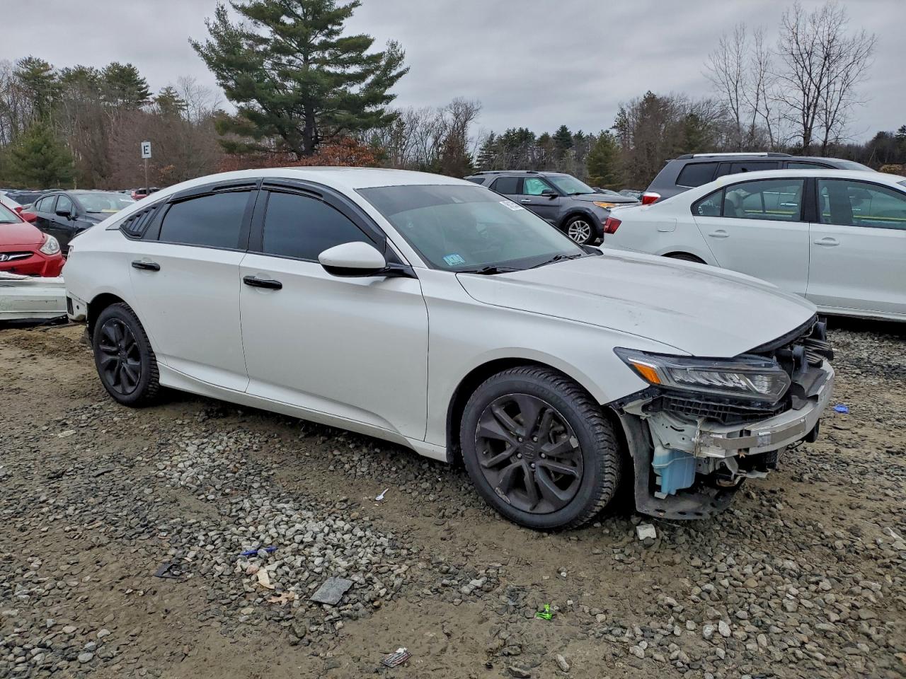 2018 HONDA ACCORD LX photo 4