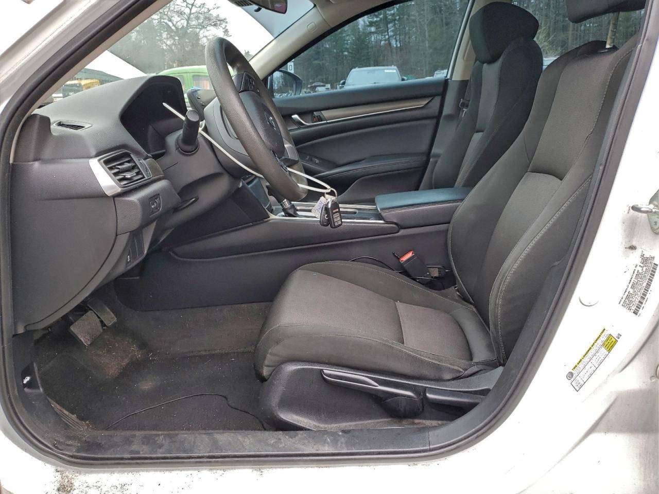 2018 HONDA ACCORD LX photo 7