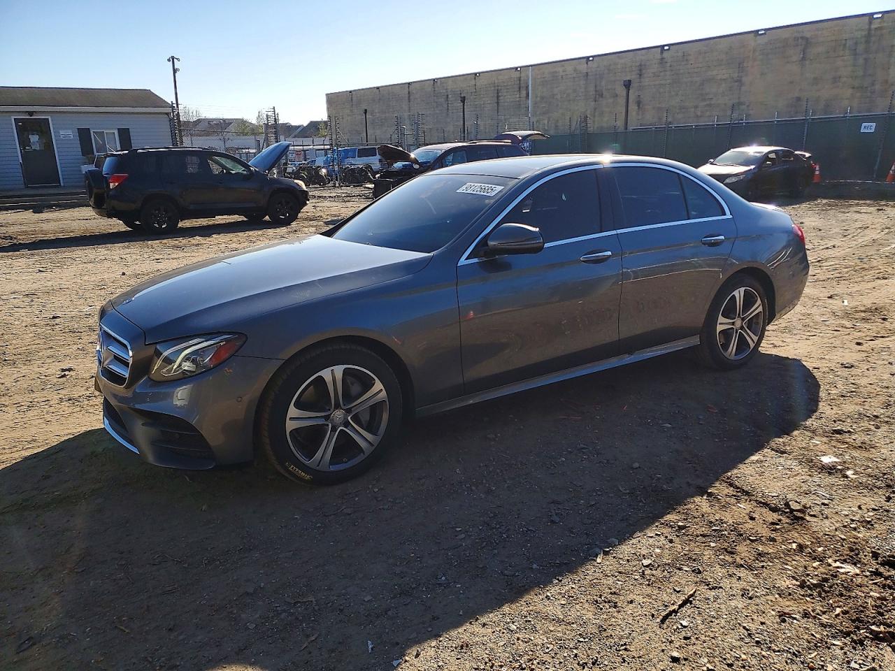 2017 MERCEDES-BENZ E