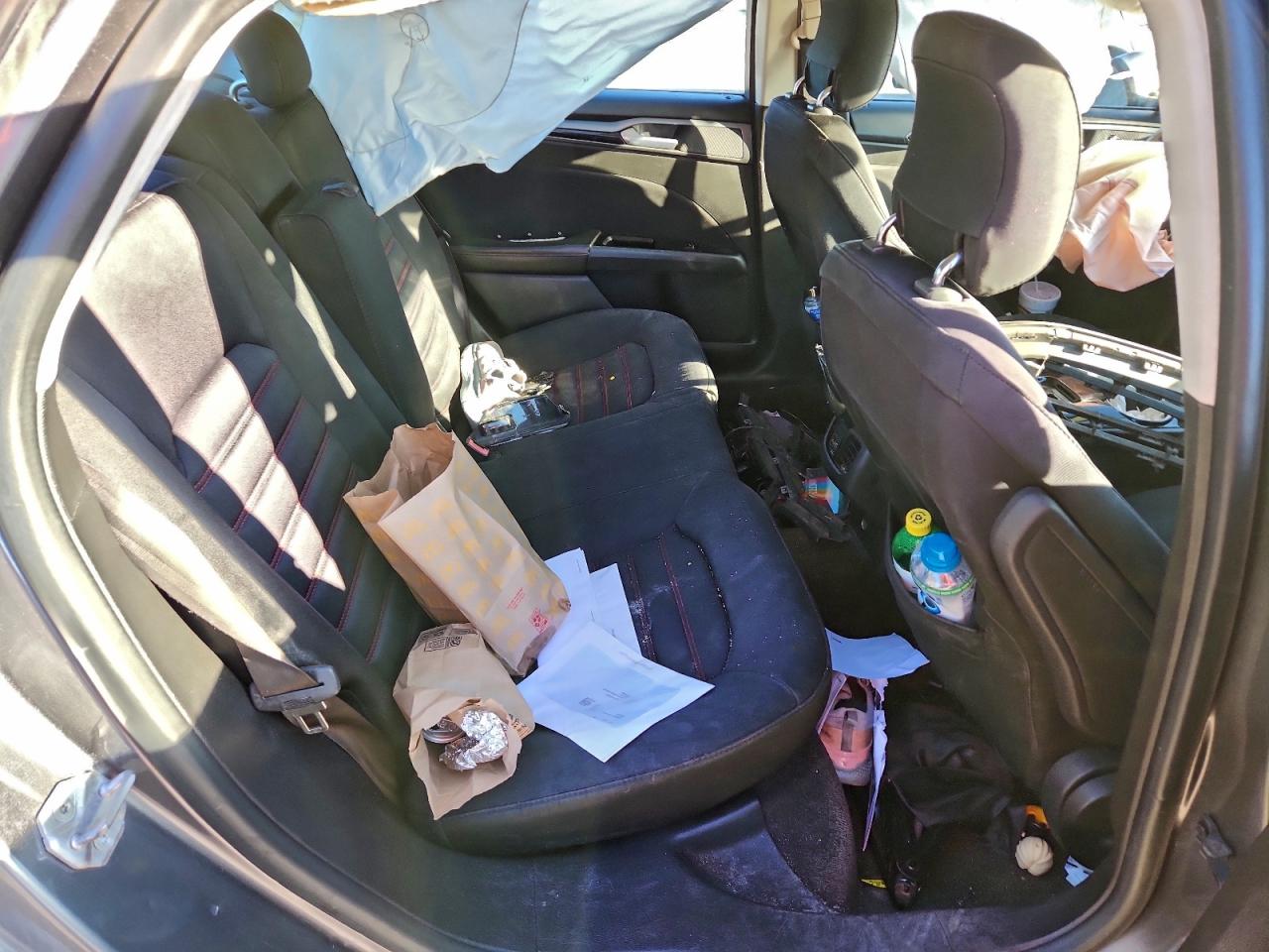 2014 FORD FUSION SE photo 10