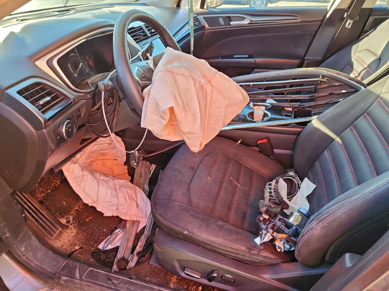 2014 FORD FUSION SE photo 7