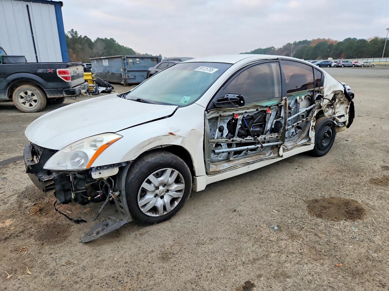2012 NISSAN ALTIMA