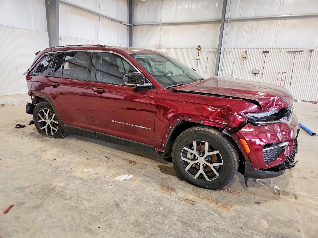 2024 JEEP GRAND CHEROKEE LIMITED photo 4