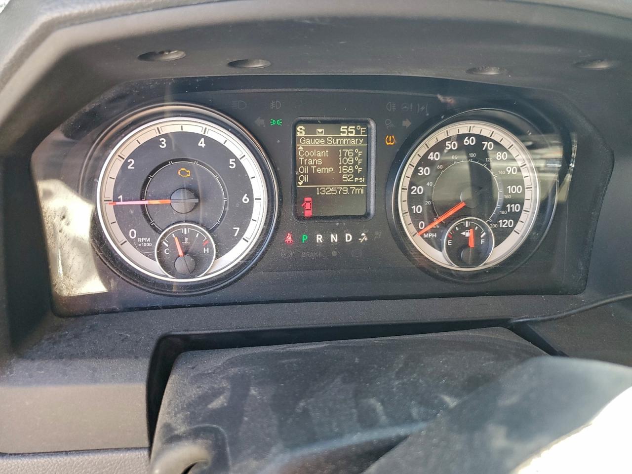 2016 RAM 2500 ST photo 9