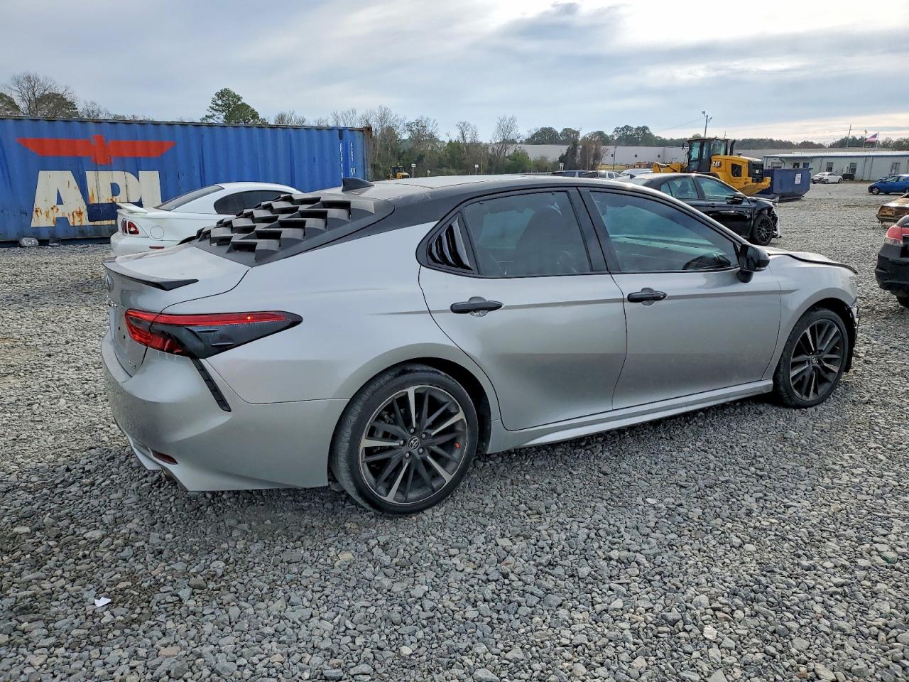 2018 TOYOTA CAMRY XSE photo 5