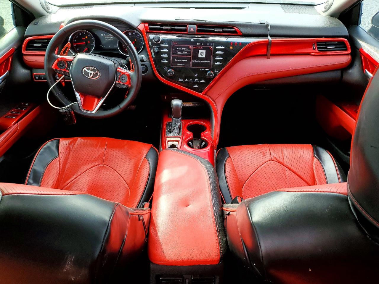 2018 TOYOTA CAMRY XSE photo 15