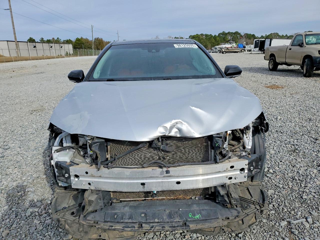 2018 TOYOTA CAMRY XSE photo 9