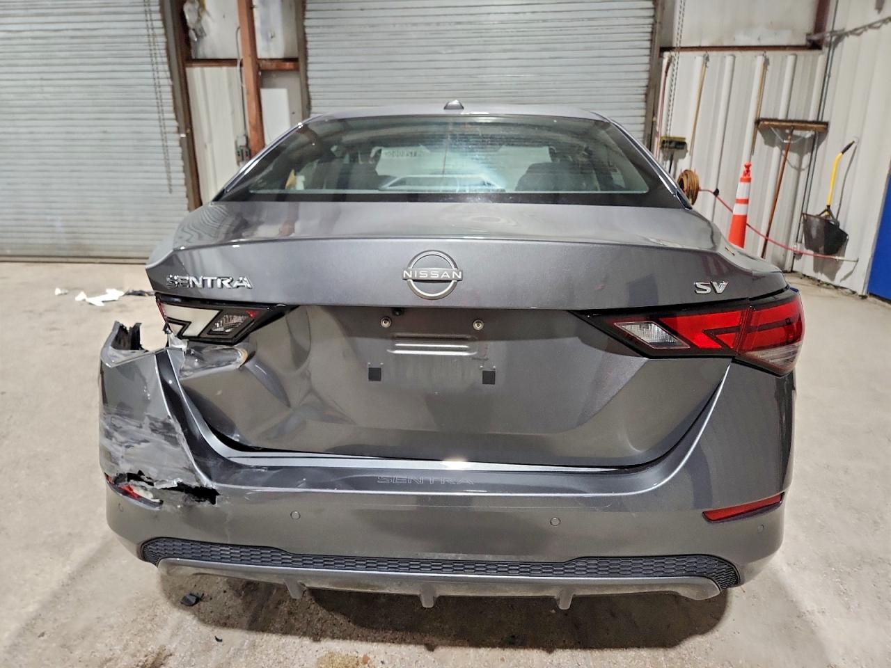 2024 NISSAN SENTRA SV photo 6