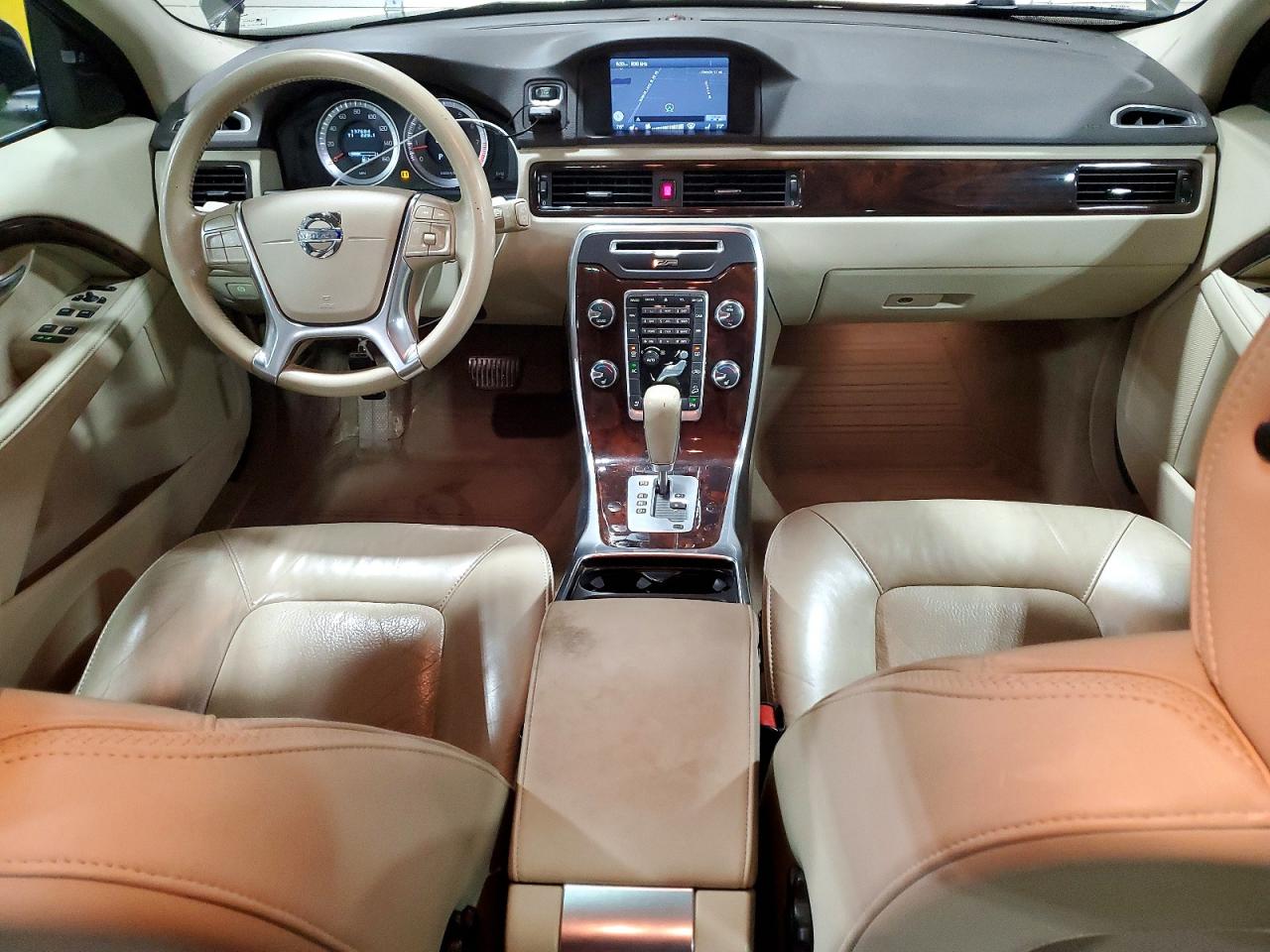 2012 VOLVO XC70 T6 photo 15